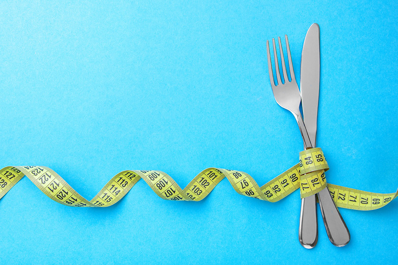 ダイエットで食事制限を考えている方へ！NG方法や制限のコツを解説